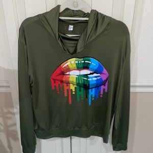 Long sleeve top with rainbow 🌈 kiss on front! Lightweight! Great condition!